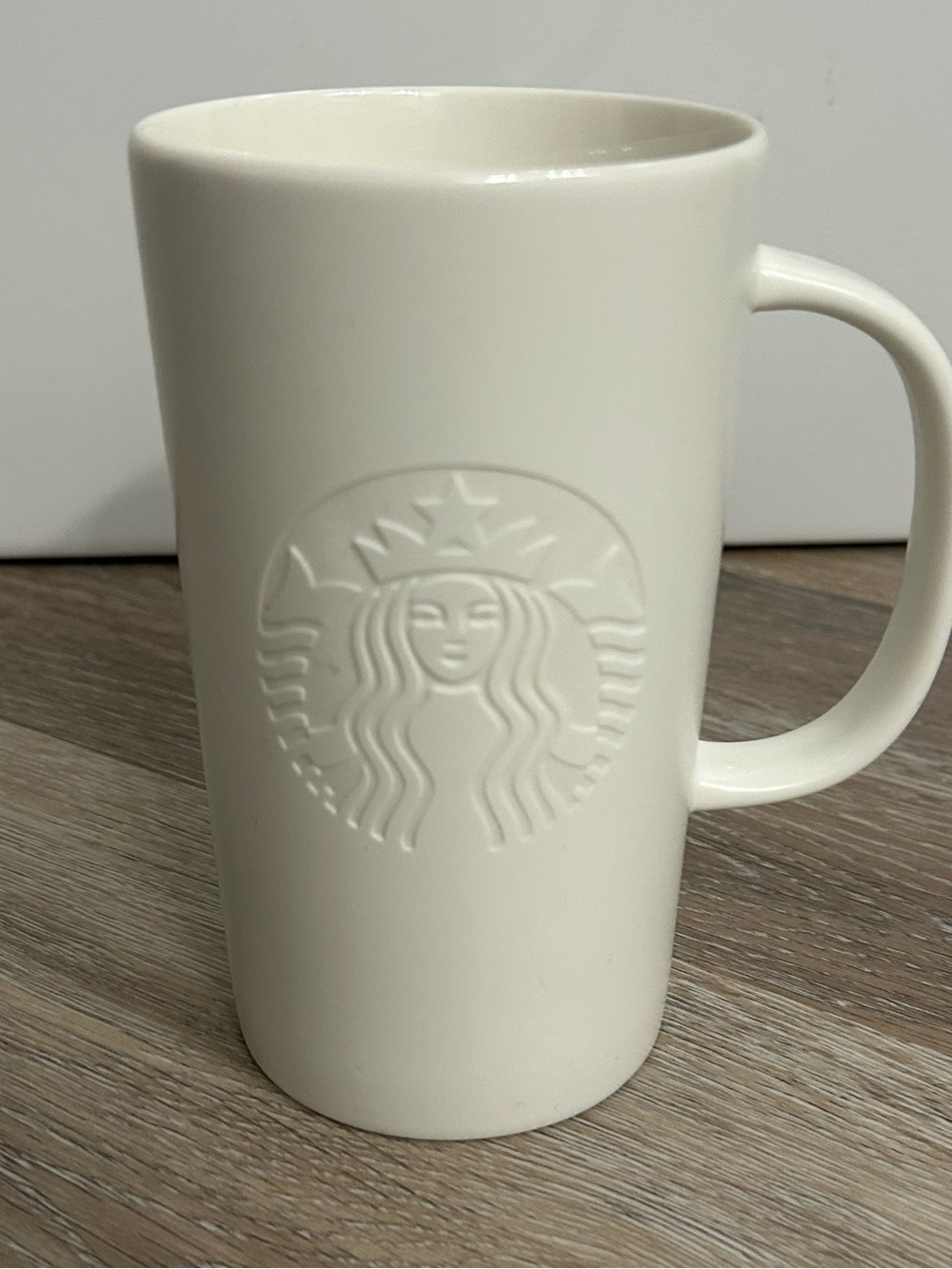 Starbucks 2014 Embossed Etched Siren White Matte Tall Coffee Mug Cup 16 Fl OZ